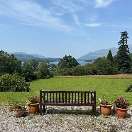 Barrow House Derwentwater Pods Kemp